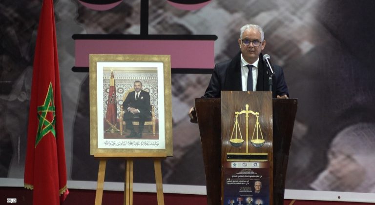 بركة يدعو إلى الانتقال من تغطية المباريات إلى صناعة السردية الوطنية للتظاهرات الكبرى