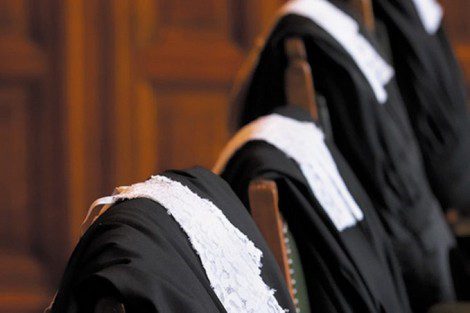ممثل طلبة القانون يحذر من “إقصاء تشريعي” في مشروع قانون المحاماة